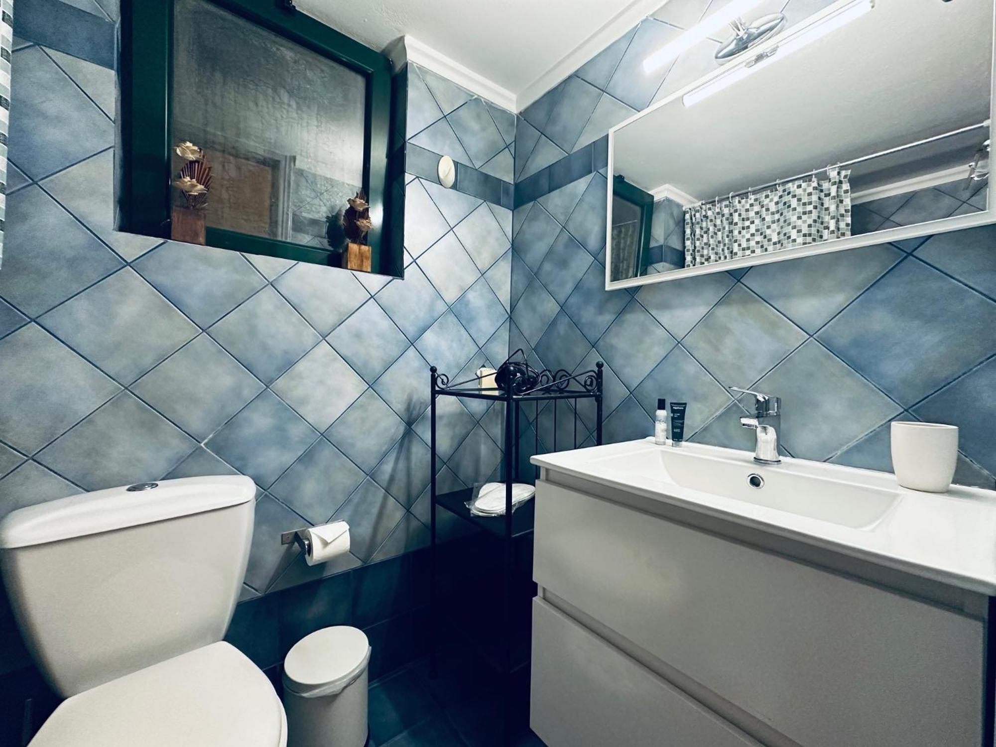 Cozy Apartments Mc Queen Athen Exterior foto